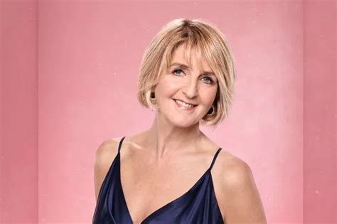 Strictlys Kaye Adams Partner Kids And Real Age After She Lived A Lie