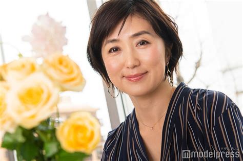 佐々木恭子アナ“5つの法則”ヘアメイク・ファッション・会話術【「フジテレビ×モデルプレス」女性アナウンサー連載】 モデルプレス