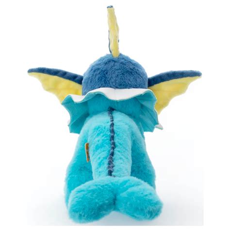 Pokemon Kutakutatatta Stuffed S Vaporeon Hlj