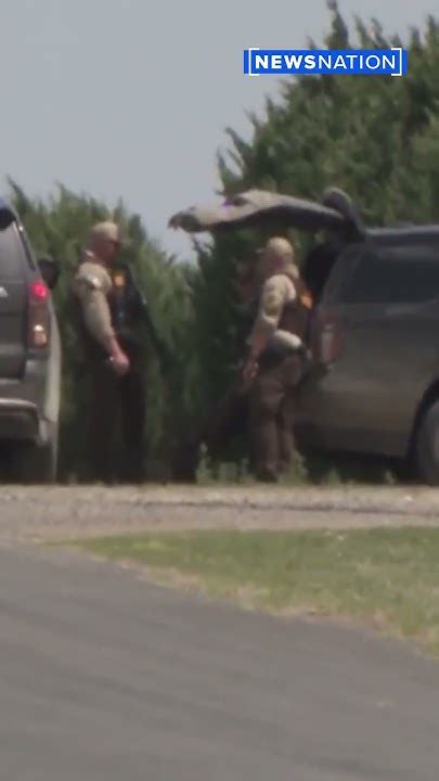 Missing Kansas Moms Police Swarm Home Arrest 4 People In Connection