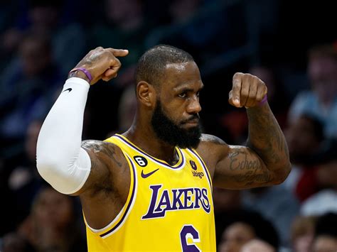 Is Lebron James Playing Tonight Against Timberwolves Latest Injury