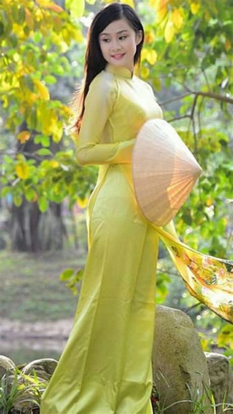 Pin By Pemburu Gadis Supergirl On Aodai Yellow Gurlz Beautiful Thai