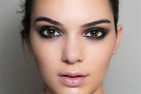 Kendall Jenner Smoky Eye Tutorial | Teen Vogue