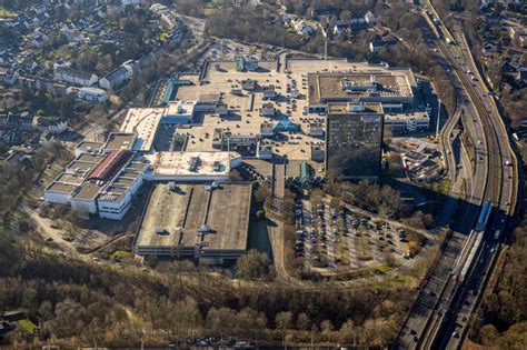 Mülheim an der Ruhr von oben Gebäude des Einkaufszentrum RRZ Rhein