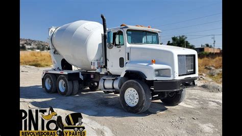 Camion Revolvedor De Concreto International Mts Youtube