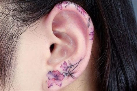 Ear Tattoos 31 Gorgeous Creative And Mostly Tiny Tats Ear Tattoo Ear Lobe Tattoo Behind