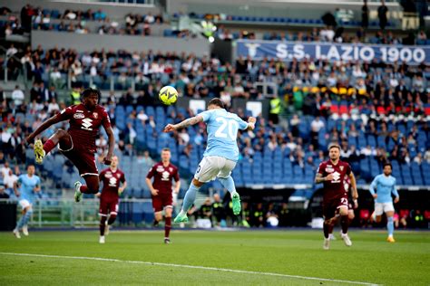 Torino e Lazio se enfrentam, de olho em vagas europeiasJogada 10