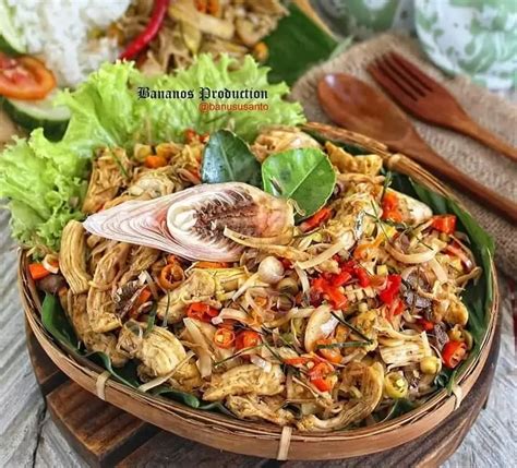 Sekali Coba Langsung Ketagihan Begini Resep Tumis Ayam Suwir