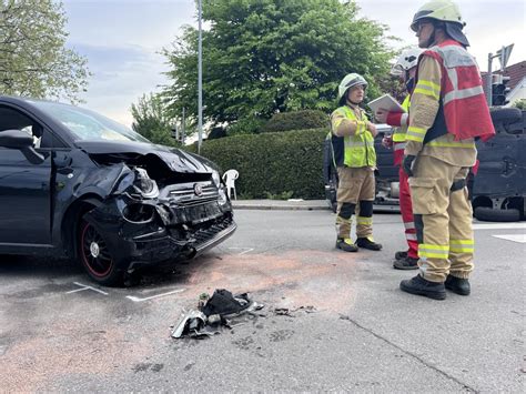 Schwerer Verkehrsunfall In Dornbirn Vier Personen Verletzt Dornbirn