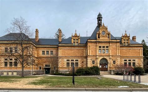 Museum of Natural History and Planetarium - Providence