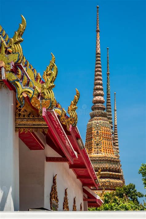 Wat Pho O Templo Del Buddha Reclinado Fotografía editorial Imagen de