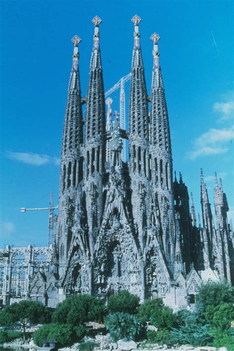 Fachada De La Natividad 1992 Templo Expiatorio De La Sagrada Familia