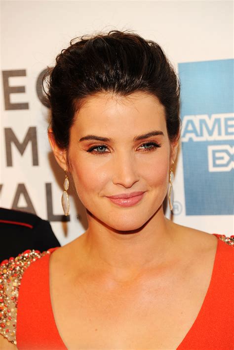 Cobie Smulders pictures gallery (15) | Film Actresses