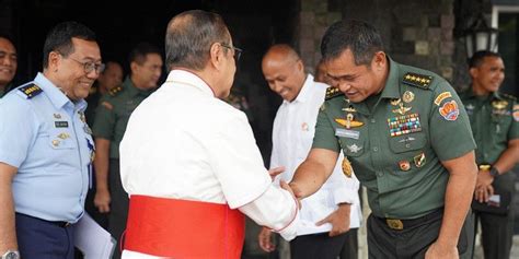 Ksad Jenderal Tni Maruli Simanjuntak Terima Kunjungan Mgr Ignatius