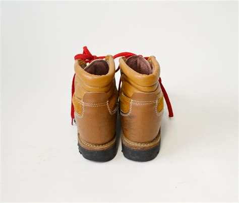 Vintage Tan Leather Hiking Boots With Red Laces Men S