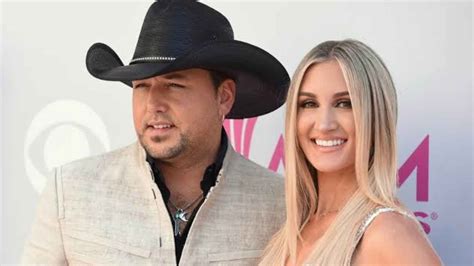 Jason Aldean Dropped By His Pr Firm Because Of His Wife Heres What