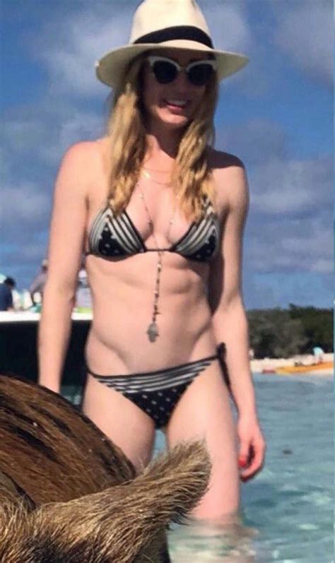 Caity Lotz Nude And Leaked Explicit Collection Photos The