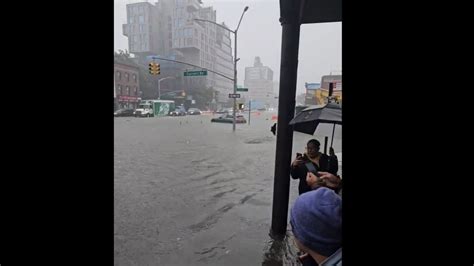 New York City area paralyzed by heavy flooding : r/nyc