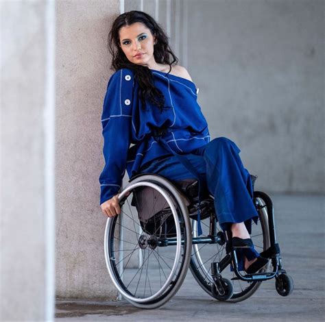 Disabled Model Fashion Wheelchair