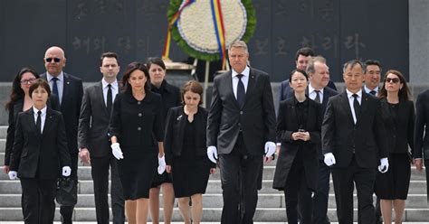 Pre Edintele Iohannis I A Nceput Vizita N Coreea De Sud