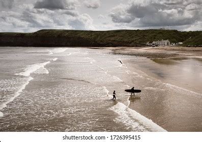 67 Saltburn Surfing Images, Stock Photos, 3D objects, & Vectors | Shutterstock