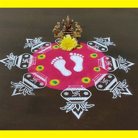 Lakshmi Padam Rangoli Stencil Wooden 5x5 Inches - Aalayam Selveer