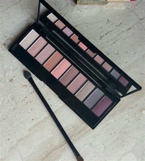 Ridzi Makeup L Oreal Color Riche La Palette Nude