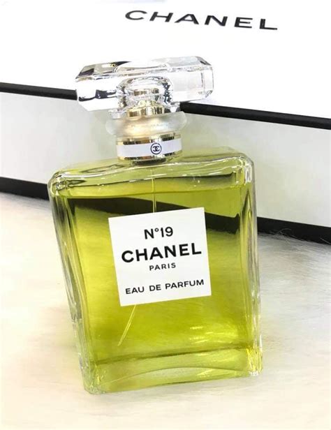 Nước Hoa Nữ Chanel No19 Edp