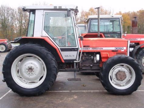 Massey Ferguson 3090 Traktor 18250 Henrichemont