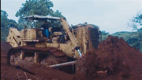 CATERPILLAR D8H BULLDOZER AT WORK YouTube