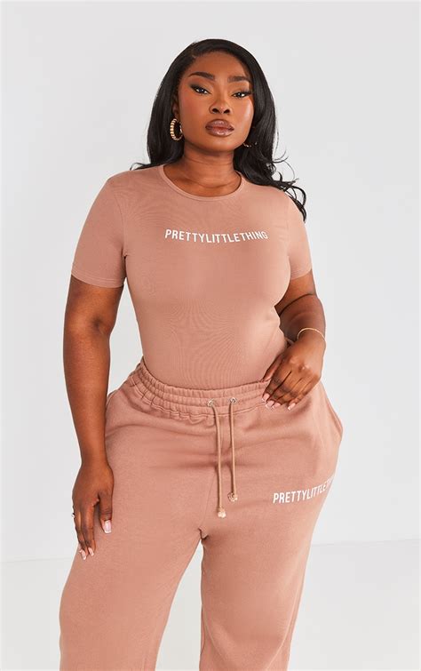 Prettylittlething Plus Mocha Short Sleeve Bodysuit Plus Size Prettylittlething Usa