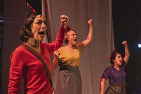 La generación de Las Sinsombrero cobra vida en el Teatro Cuyás con el