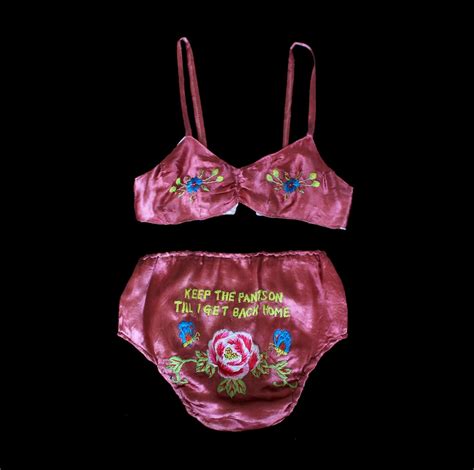 Rare S Wwii Lingerie Set S Novelty Bright Coral Pink Silk Bra