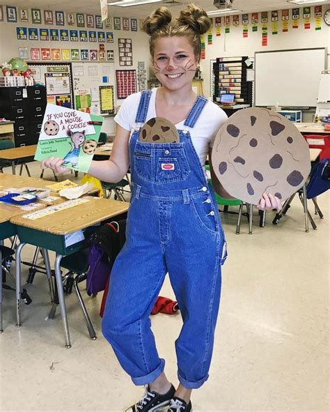 8 Literary Character Halloween Costumes Purewow Teacher Halloween