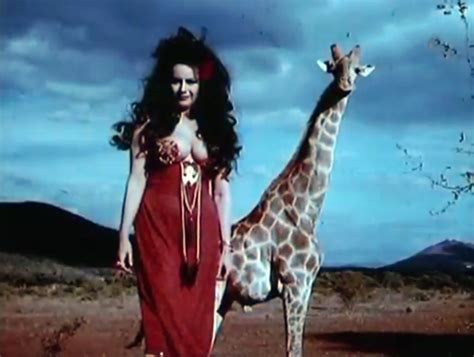 Naked Isabel Sarli in El último amor en Tierra del Fuego