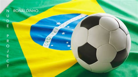 Nude Project x Ronaldinho El Drop Más Épico del Año