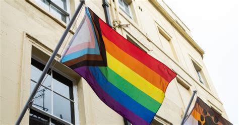 Drag Queen Taught 11 Year Olds About Anal Sex Parent Complains