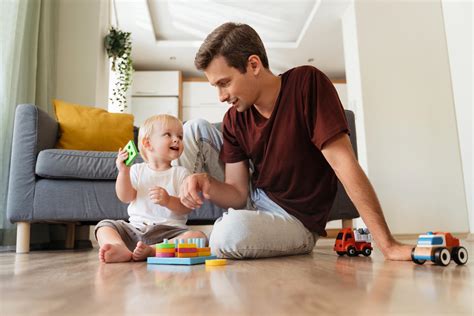 Nourrisson Voici La Meilleure Façon Daider Votre Enfant à Développer