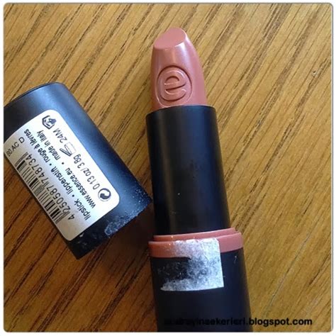 AUDREY Essence Dare To Be Nude Ruj