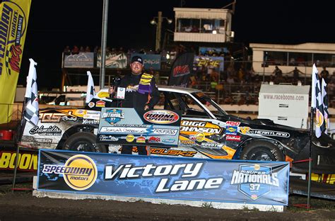 Grabouski Larson Get Stock Car Qualifying Feature Wins Imca