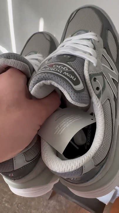 Классические кроссовки new balance 990 - YouTube