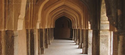 Mehrauli – Explore Delhi | Culture Walks in Delhi | Delhi Heritage ...