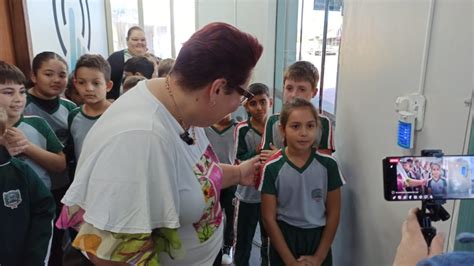 Alunos Da Escola Municipal 25 De Julho Visitam O AquiAgora Net E Jornal