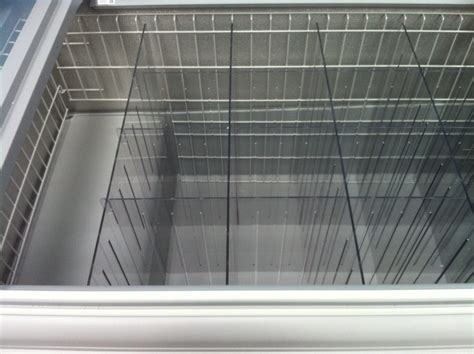 Freezer Dividers 02 – Collins Plastics Ltd