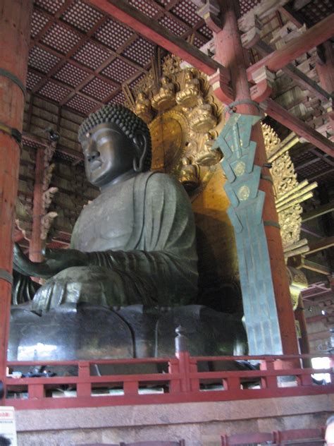 Gran Buda En El Templo De Todai Ji Nara La Revedere Flickr