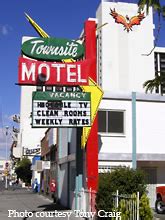 Roadside Peek : Reno Motels 4