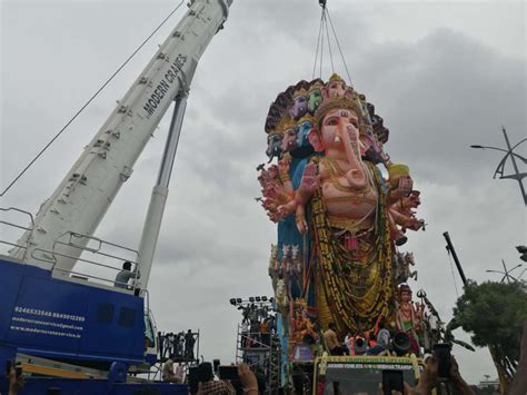 Giant Sized Khairatabad Ganesh Immersion Begins