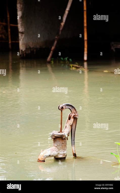 Hand Pump Submerged Kosi River Flood Koshi Purnea Purnia