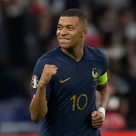 Kylian Mbappé Parisaardan