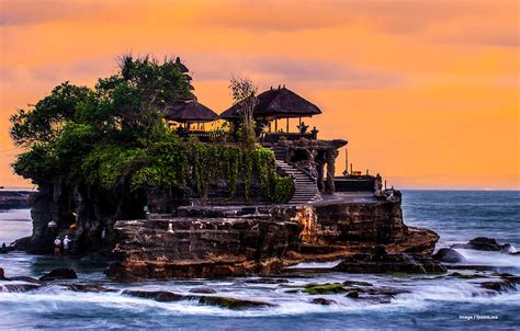 Tanah Lot Sunset in Bali Indonesia